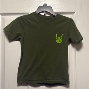 Wonder Nation Olive Green Kids Tee with Graphic